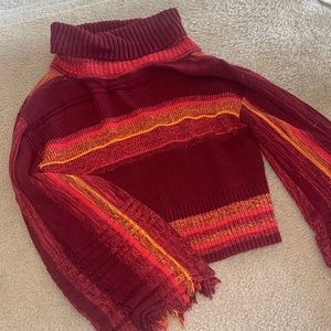 CROPPED TURTLE NECK WIDE SLEEVE SWEATER